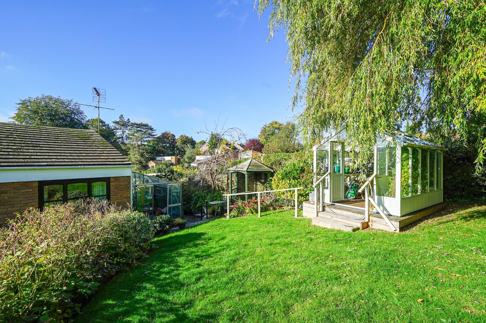 Chestnut Hill, Leighton Buzzard Quarters Estate Agents